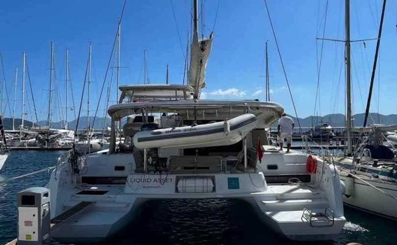 Lagoon 42