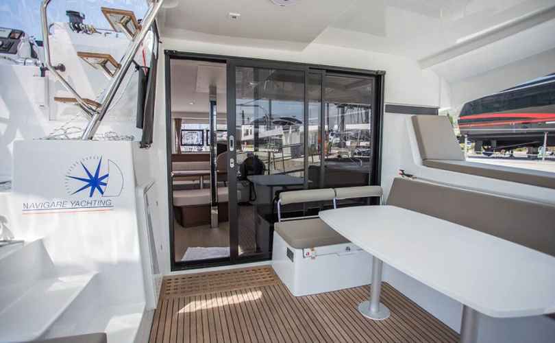 Lagoon 42