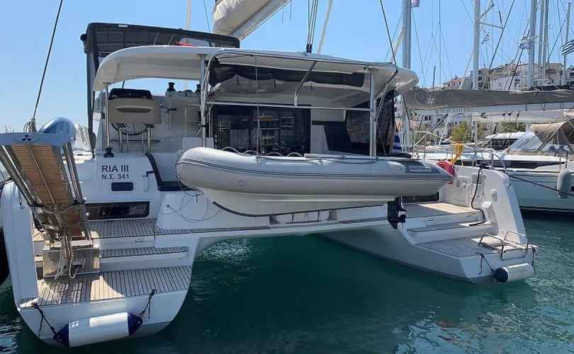 Lagoon 42