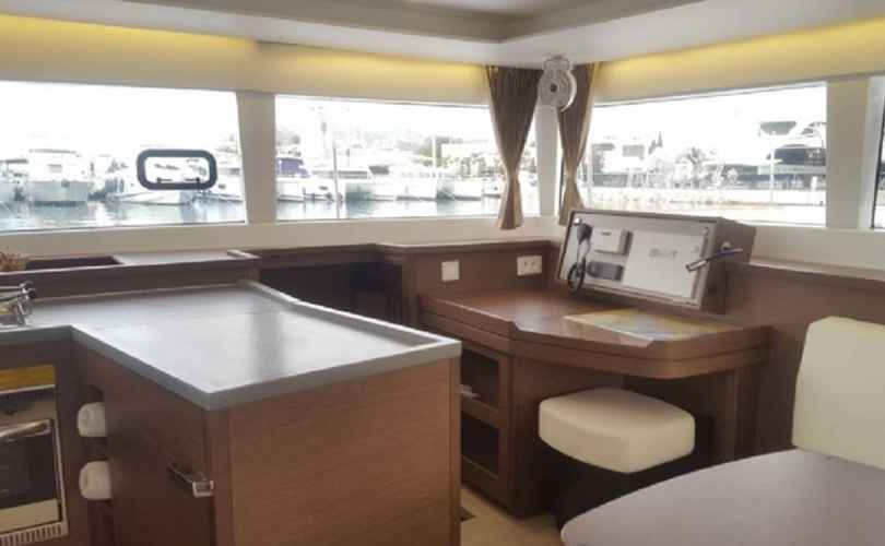 Photo Lagoon 450 (2018)