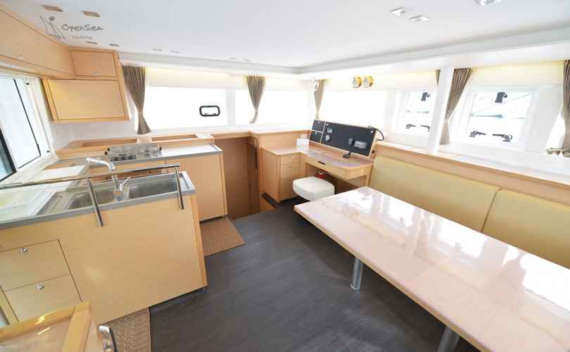 Lagoon 450