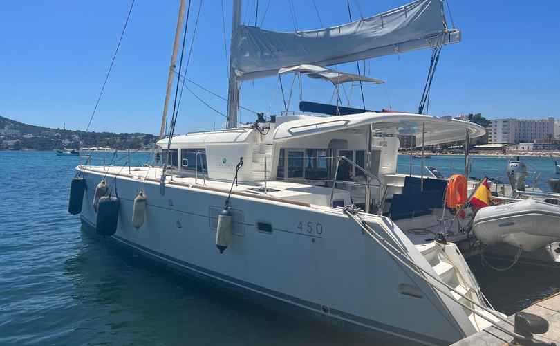 Lagoon 450 F