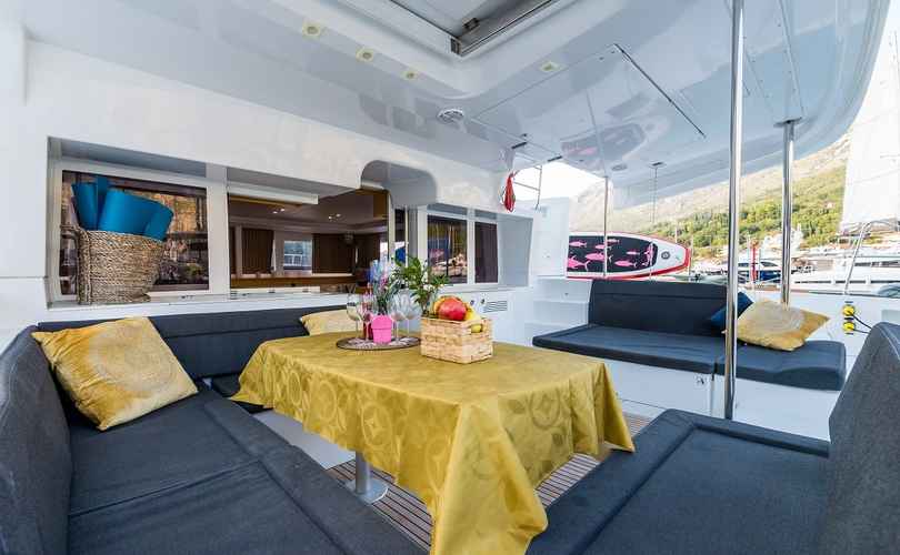 Photo Lagoon 450 F (2019)