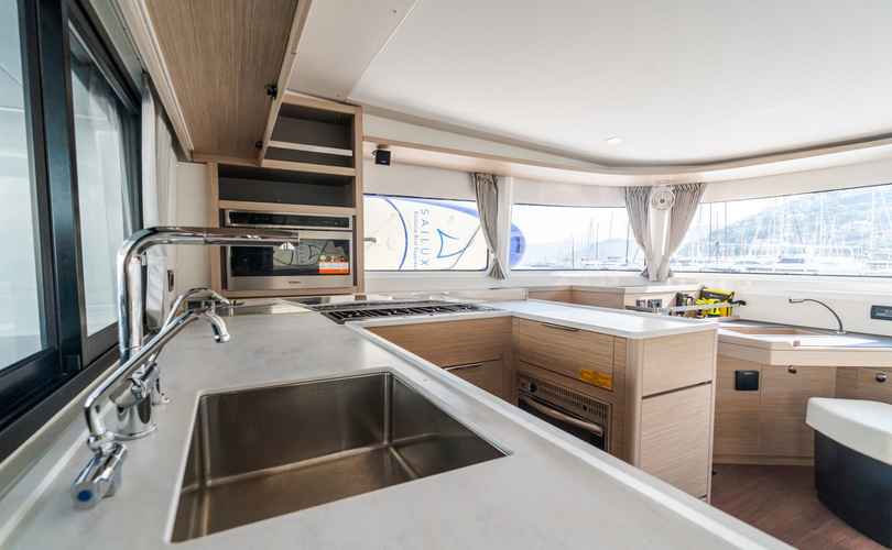 Lagoon 46