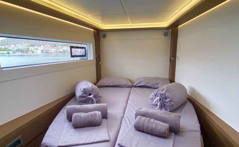 Lagoon 46