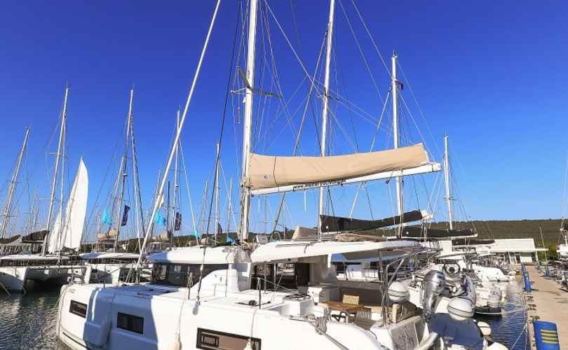 Lagoon 46