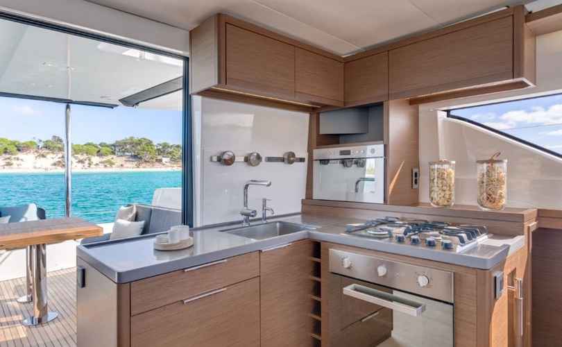 Lagoon 50