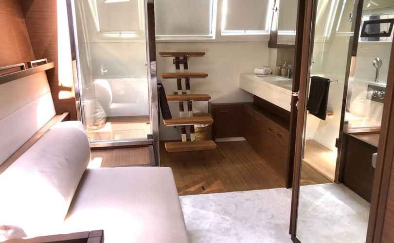 Photo Lagoon 620 (2020)