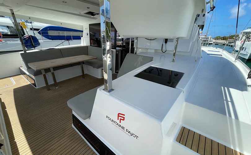 Lucia 40