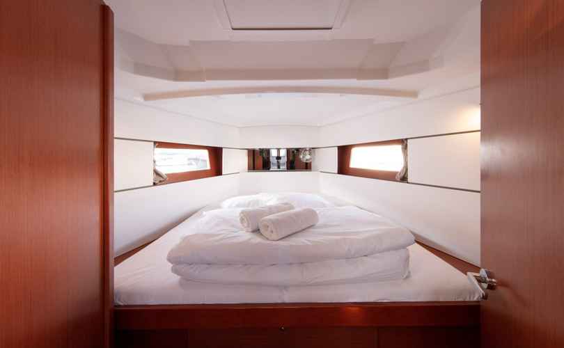 Oceanis 38.1