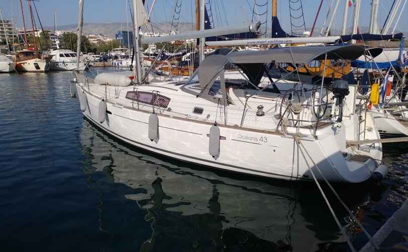 Oceanis 43
