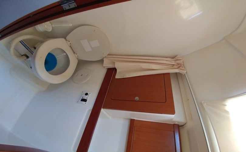 Oceanis 43