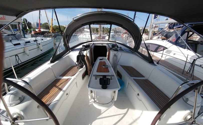 Oceanis 43