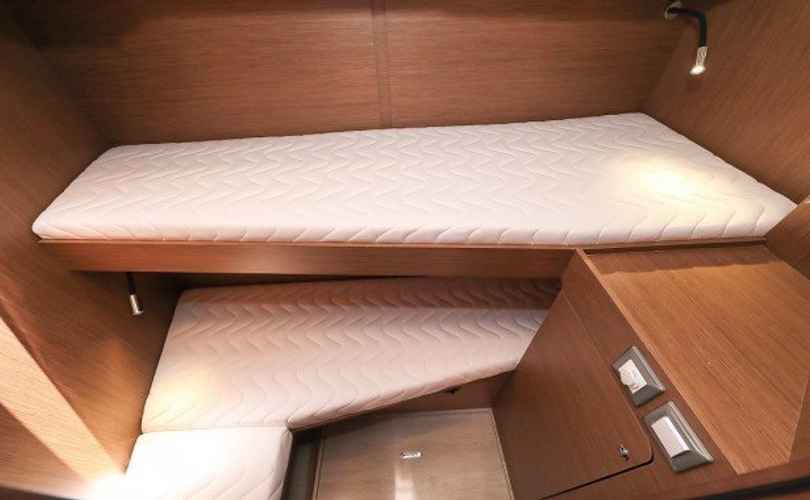 Oceanis 46.1