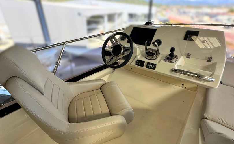 Photo Prestige 420 Fly