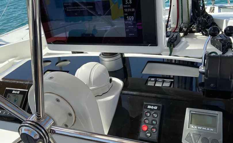 Photo Lagoon 52 Fly (2019)