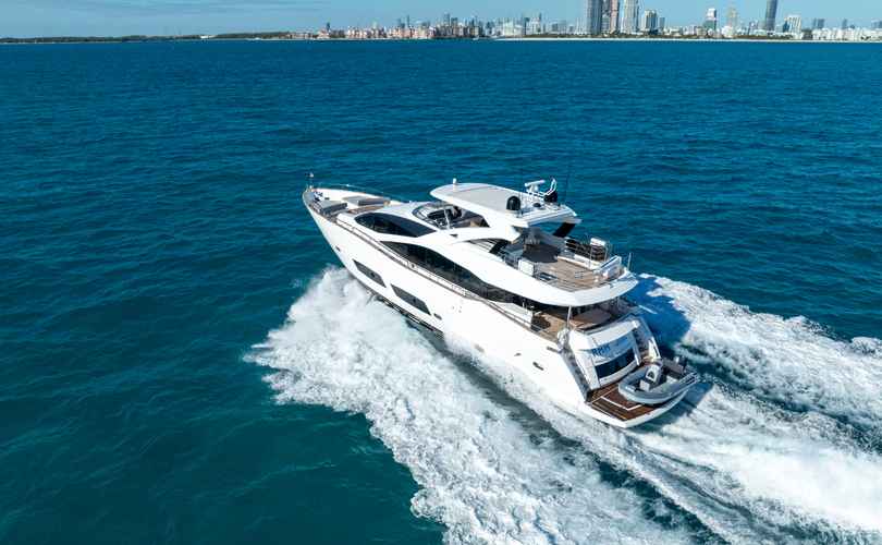 Photo Sunseeker 96 (2015)