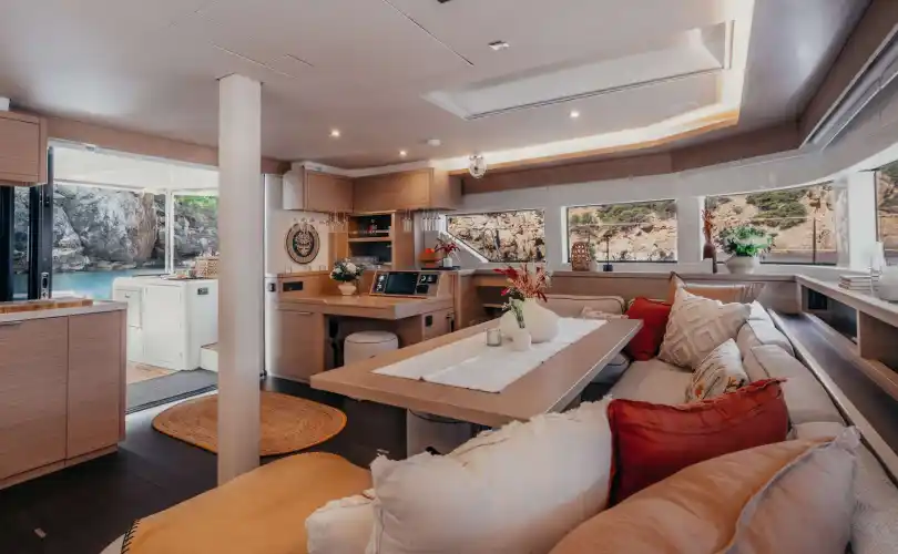 Lagoon 55
