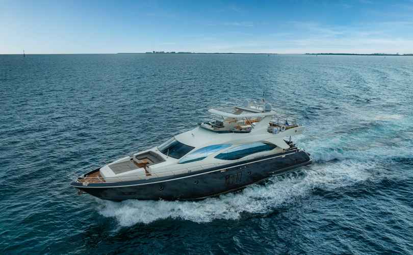 Photo Azimut 84 (2013)