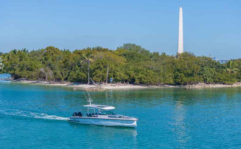 Photo Axopar 37 Sun Top (2025)