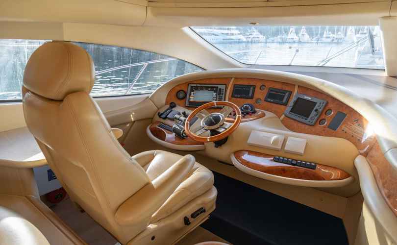Photo Azimut 68 Evolution (2003)