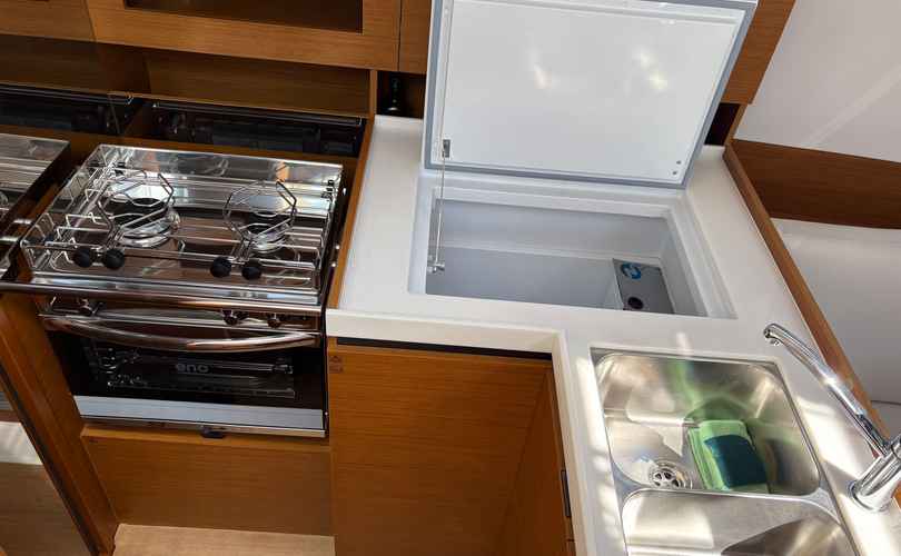 Photo Sun Odyssey 380 (2025)