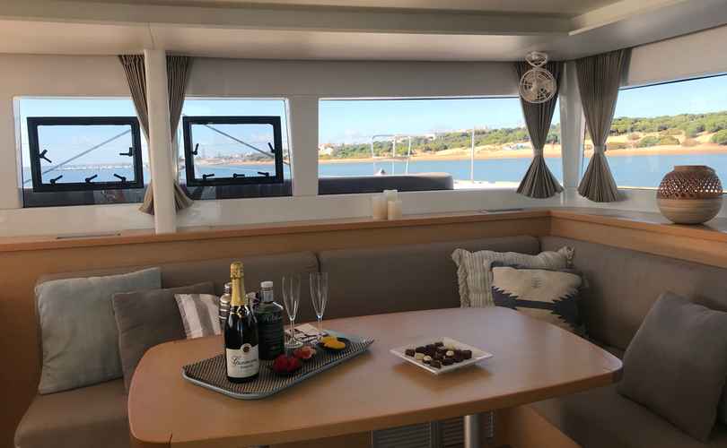 Photo Lagoon 450 F (2019)