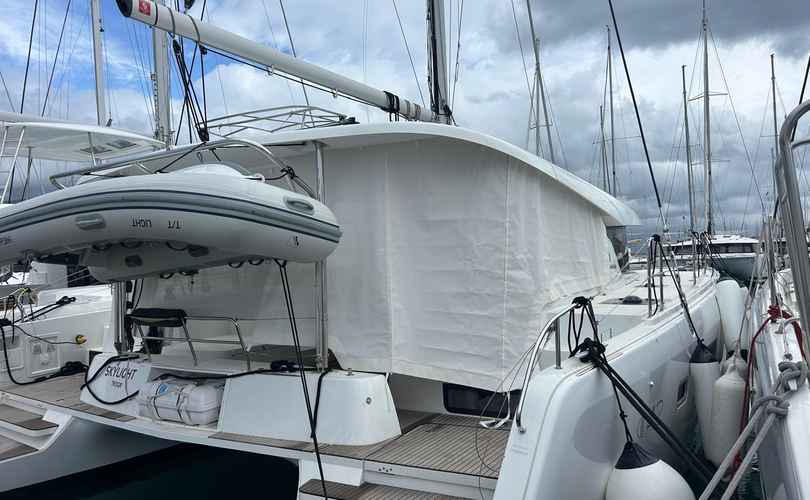 Lagoon 42