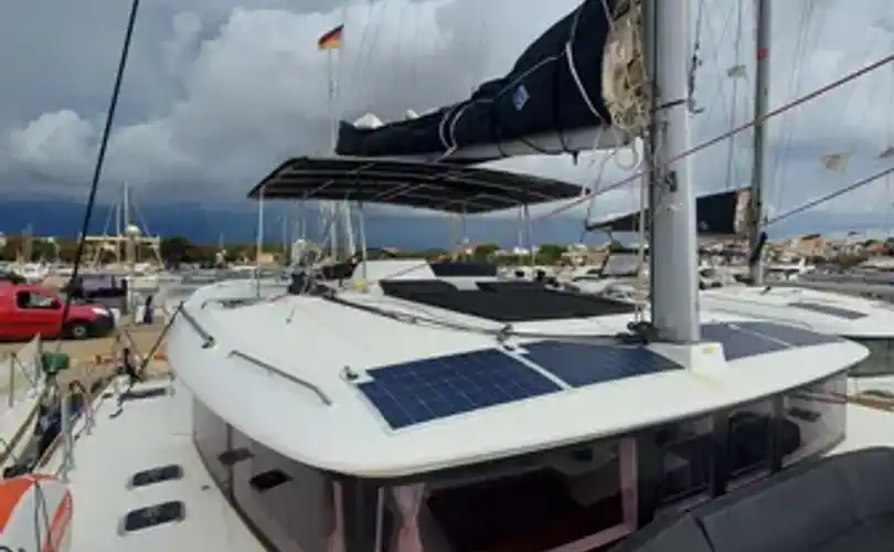 Photo Lagoon 450 F (2019)