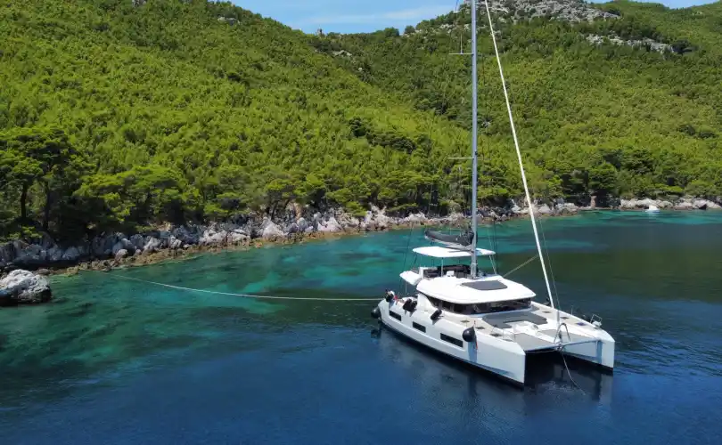 Lagoon 55