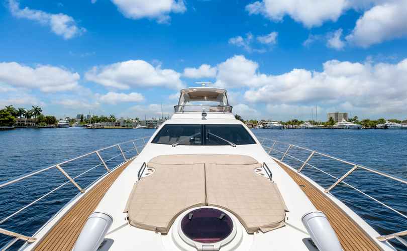 Photo Azimut 64 Fly (2013)