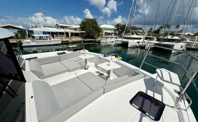 Aventura 50 MY