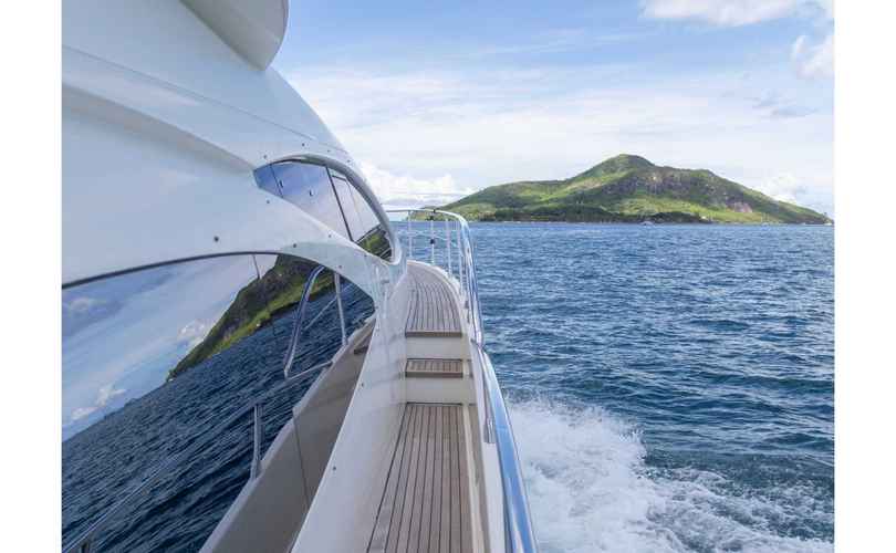 Photo Azimut 68 Evolution (2003)