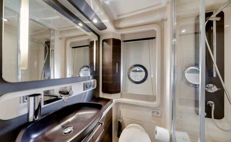 Photo Azimut 50 (2017)