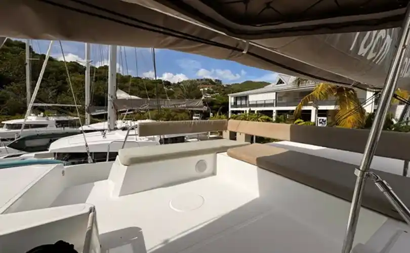 Photo Bali 4.4 (2022)