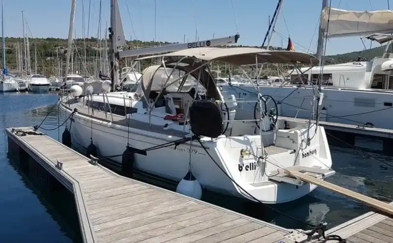 Photo Sun Odyssey 379 (2012)