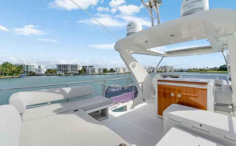 Photo Azimut 50 (2017)