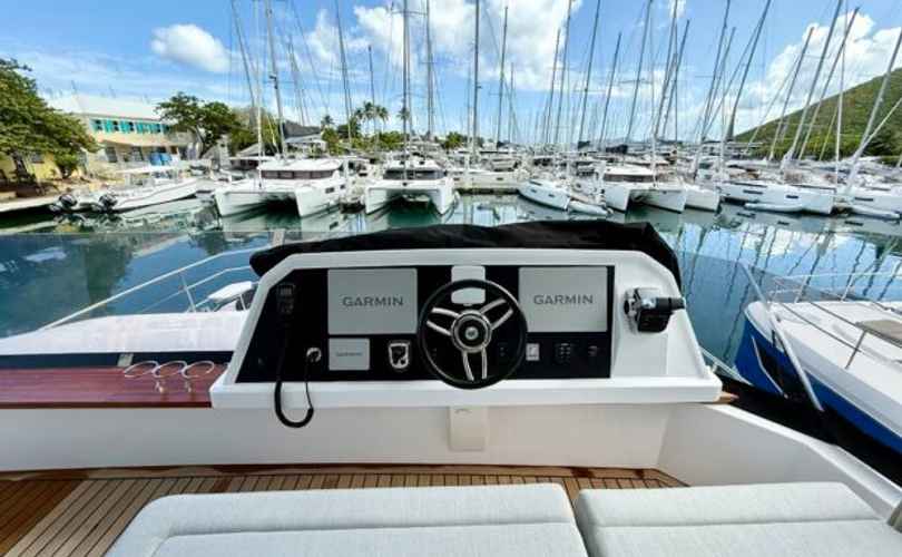 Aventura 50 MY