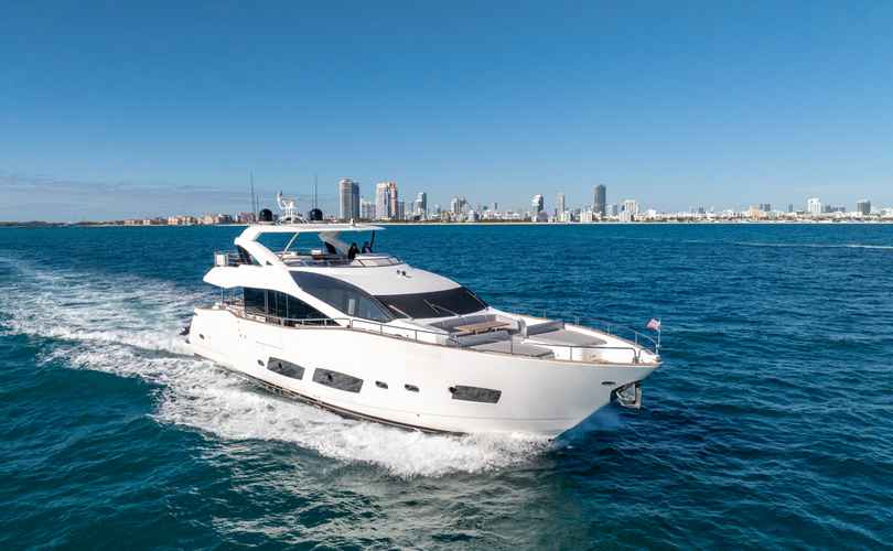Photo Sunseeker 96 (2015)