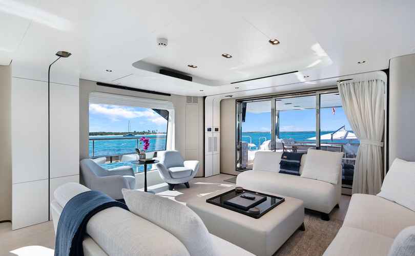 Azimut Grande 27