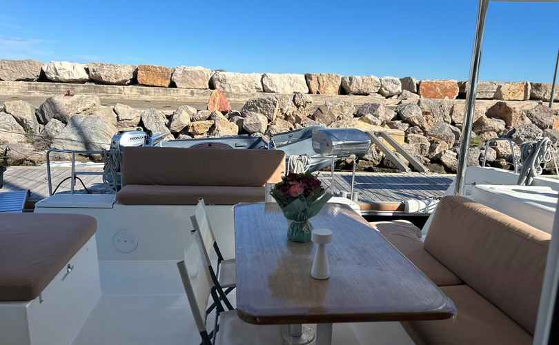 Photo Lagoon 40 (2021)