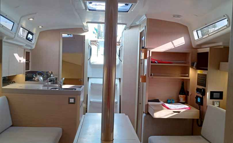 Oceanis 34.1