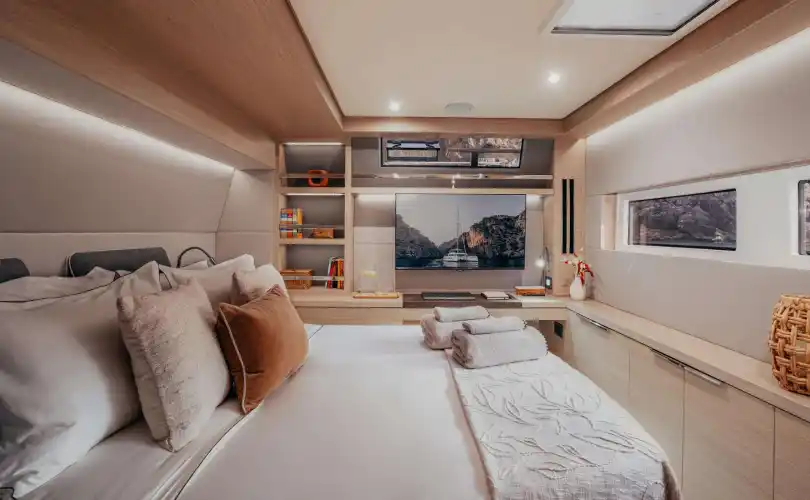 Lagoon 55