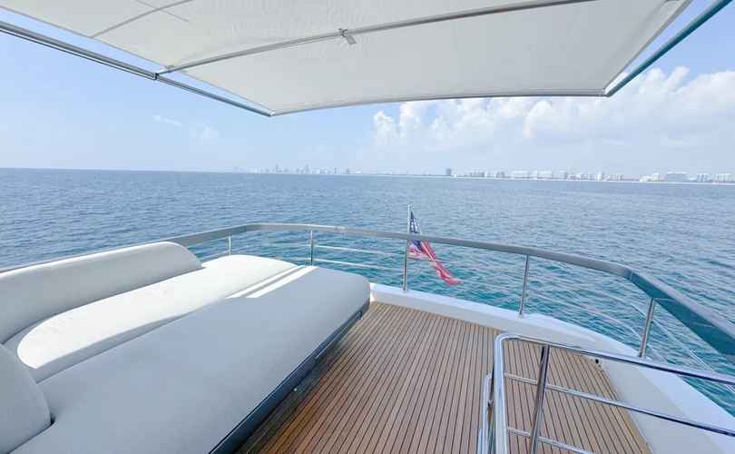 Photo Azimut 68 Fly (2023)