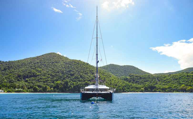 Lagoon 52