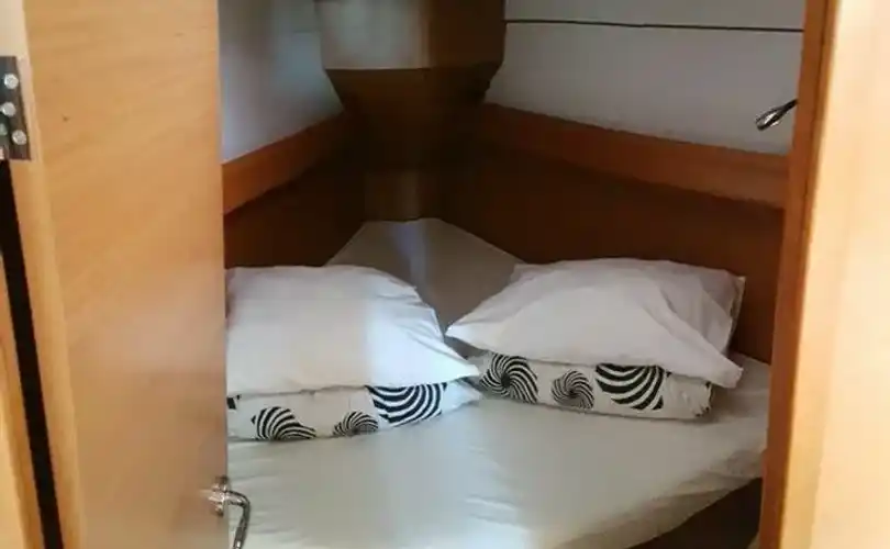 Photo Sun Odyssey 379 (2012)