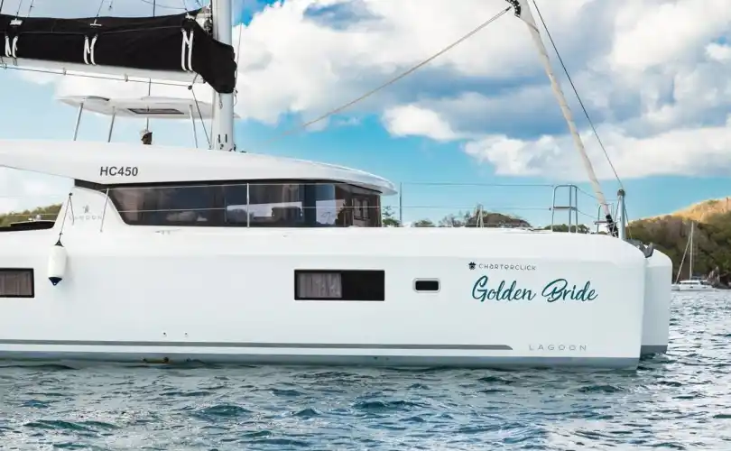 Lagoon 42
