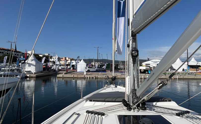 Bavaria C38
