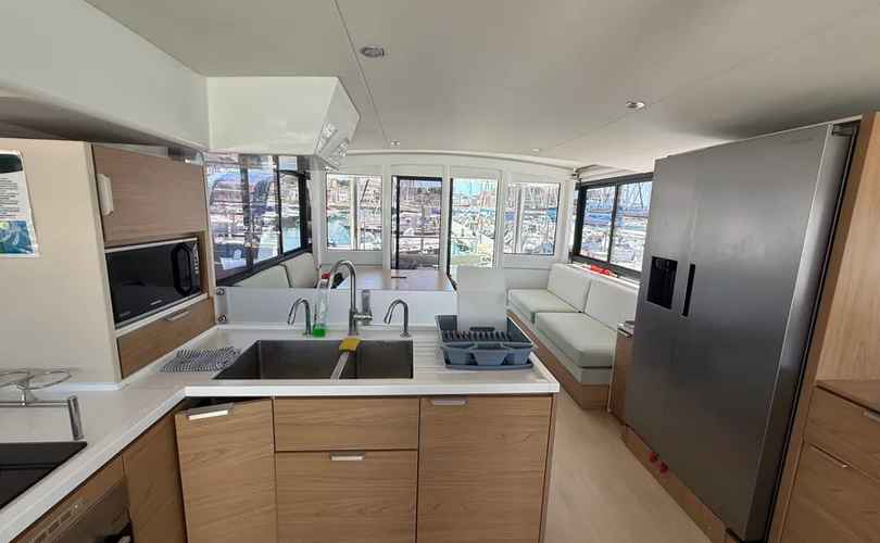 Photo Bali 4.8 (2024)