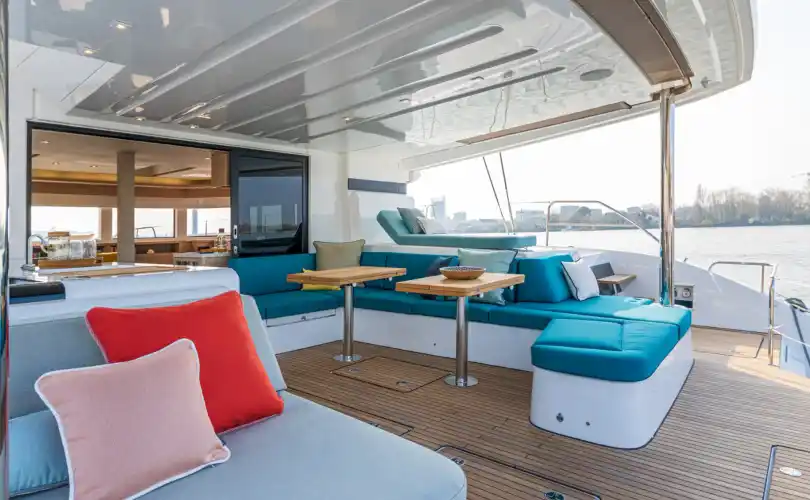 Lagoon 55
